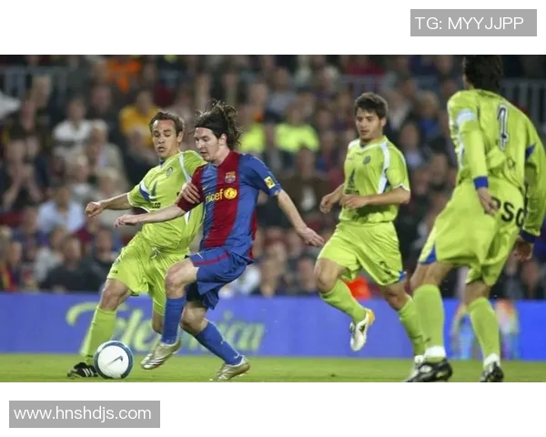 全球足球界最强球星排名解析谁才是当今足坛真正的王者